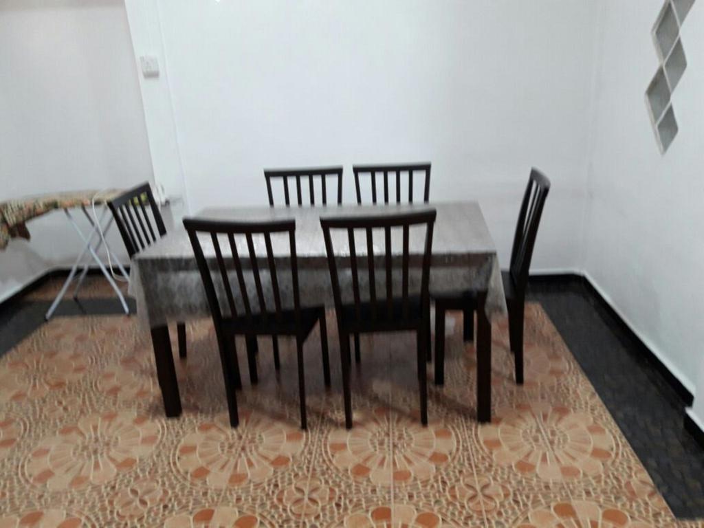 Nur Muslim Homestay At โกตาบารู ภายนอก รูปภาพ